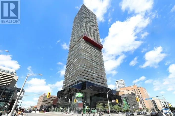 5009 - 8 EGLINTON AVENUE E, Toronto