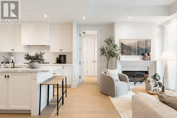 501 - 10 PRINCE ARTHUR AVENUE, Toronto