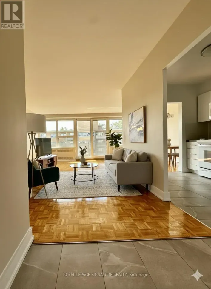 501 - 10 SHALLMAR BOULEVARD, Toronto