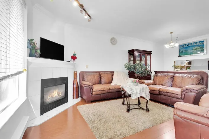 501 10082 132 STREET, Surrey