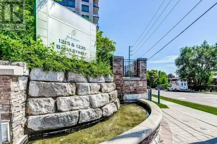 501 - 1215 BAYLY STREET, Pickering