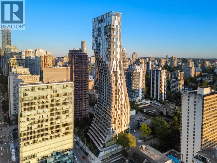 501 1568 ALBERNI STREET, Vancouver