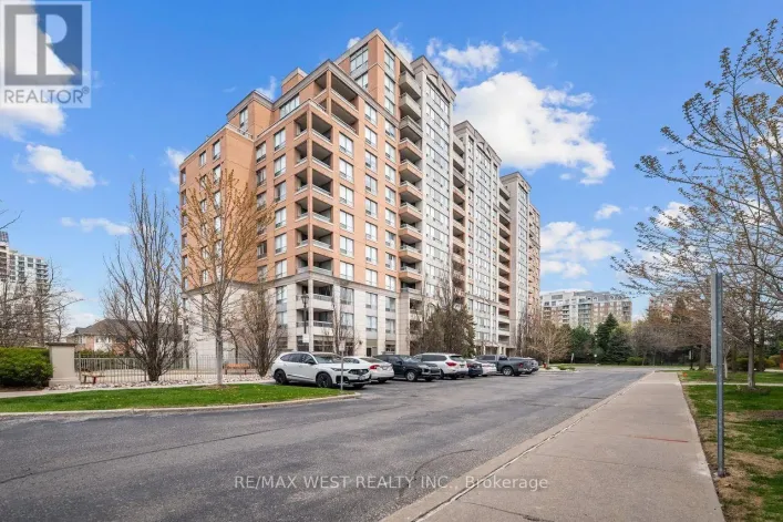 501 - 29 NORTHERN HTS DRIVE, Richmond Hill