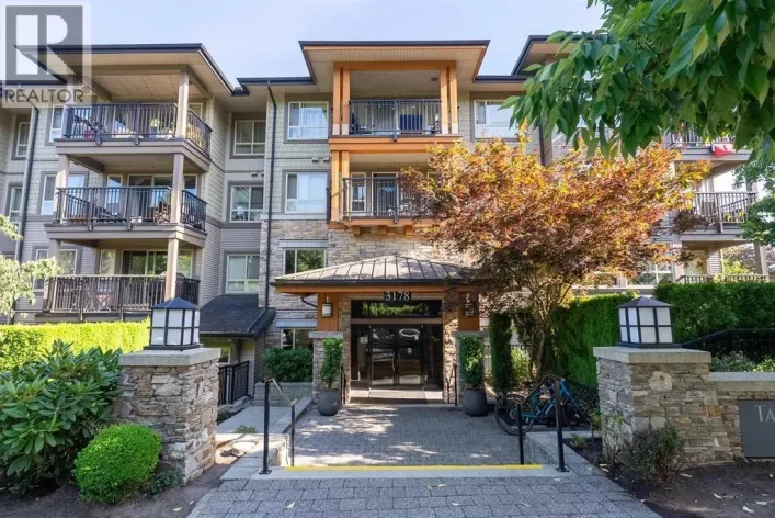 501 3178 DAYANEE SPRINGS BOULEVARD, Coquitlam