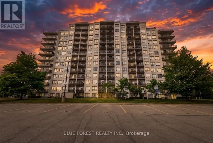 501 - 353 COMMISSIONERS ROAD W, London South