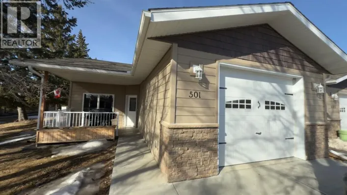 501 5 Street W, Hanna