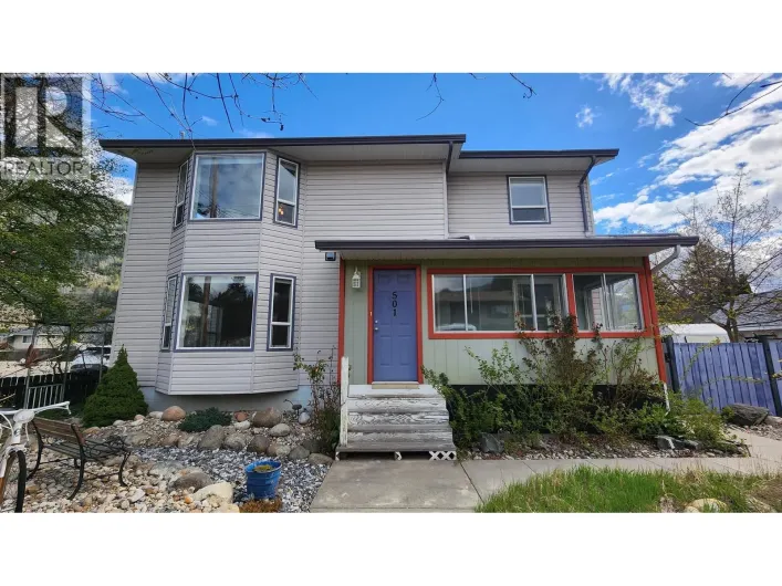 501 5TH Avenue, Castlegar