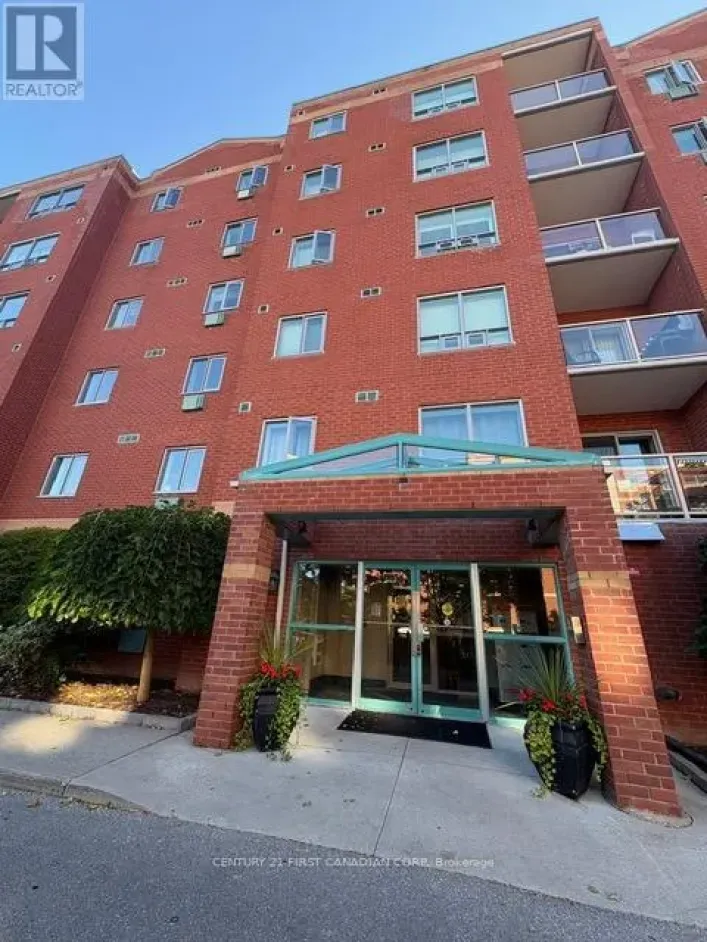 501 - 77 BASELINE ROAD, London South