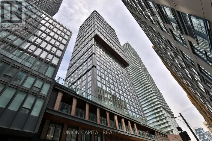 501 - 82 DALHOUSIE STREET, Toronto
