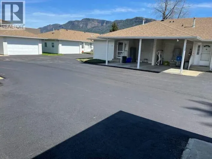 501 Kildonan Avenue Unit# 2, Enderby