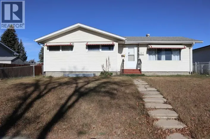 5010 40 Avenue, Wetaskiwin