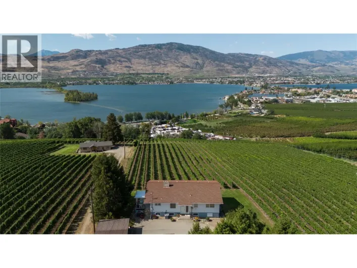 5012 33rd Street, Osoyoos