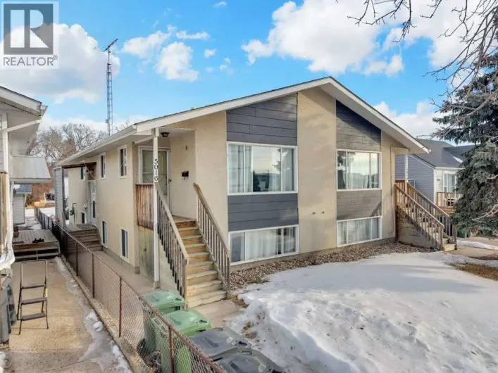 5014, 5016 52 Avenue, Ponoka