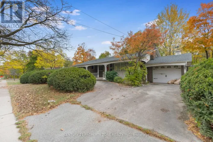 5014 SPRUCE AVENUE, Burlington