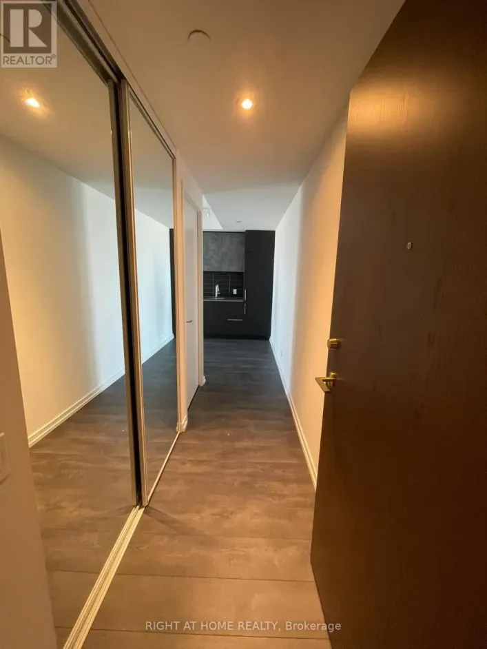 5015 - 1000 PORTAGE PARKWAY, Vaughan