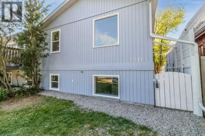 5016 44 Street, Sylvan Lake