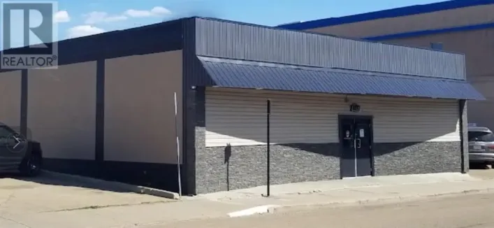 5017 51 Street, Camrose