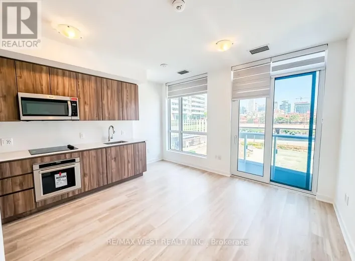502 - 15 RICHARDSON STREET, Toronto