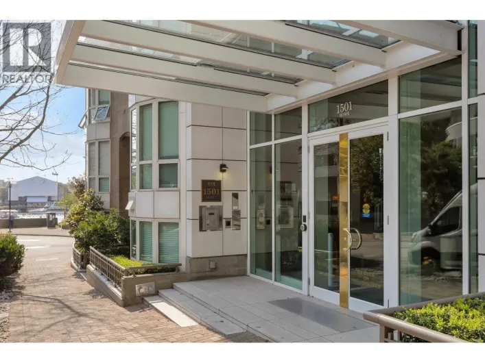 502 1501 HOWE STREET, Vancouver