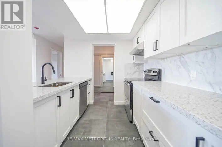 502 - 2 RAYMERVILLE DRIVE, Markham