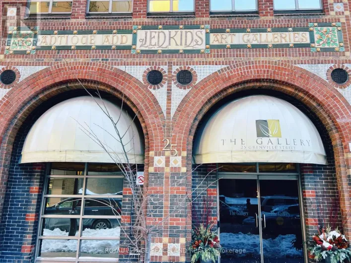 502 - 25 GRENVILLE STREET, Toronto