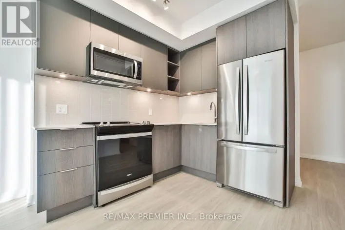 502 - 25 HOLLY STREET, Toronto
