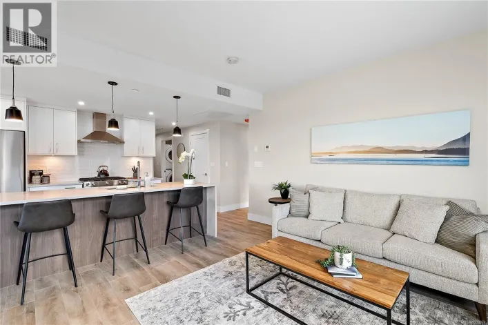 502 2520 Hackett Cres, Central Saanich