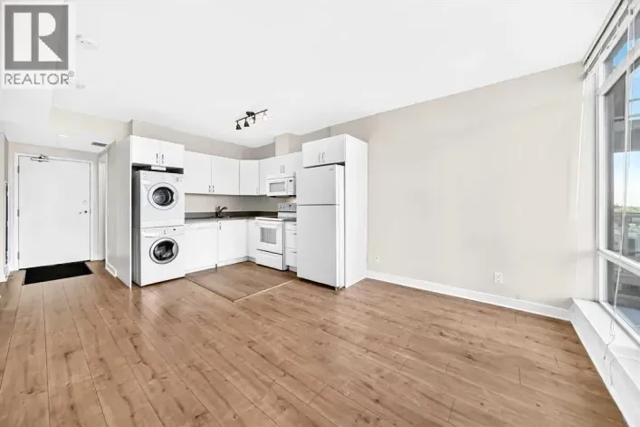 502, 30 Brentwood Common NW, Calgary