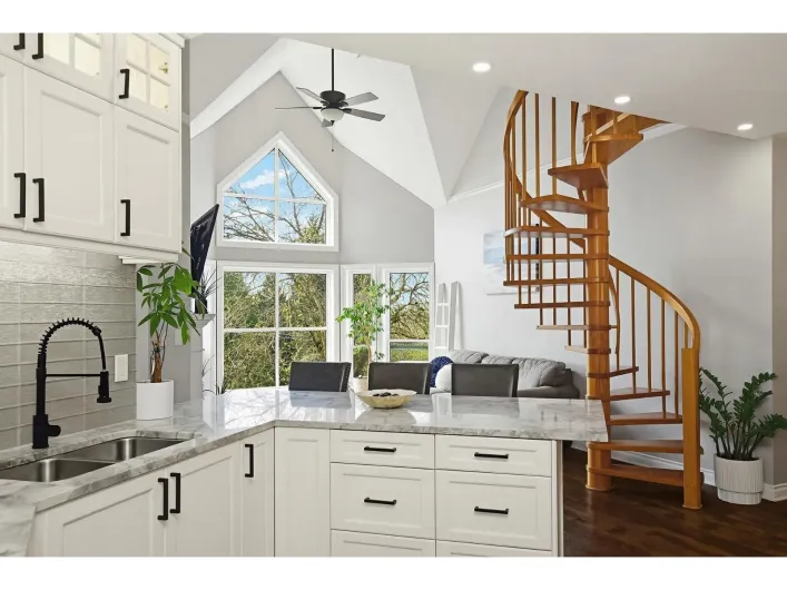 502 34101 OLD YALE ROAD, Abbotsford