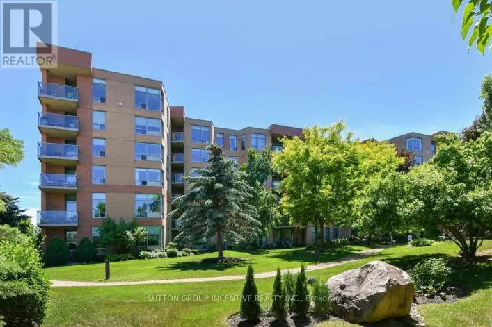 502 - 4 BRIAR HILL HEIGHTS, New Tecumseth