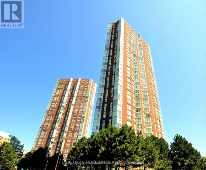 502 - 7 CONCORDE PLACE, Toronto