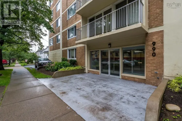 502 990 Mclean Street, Halifax