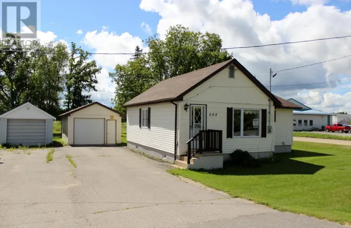 502 ATWOOD AVENUE, Rainy River