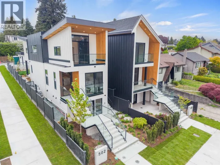 502 E 5TH STREET, North Vancouver