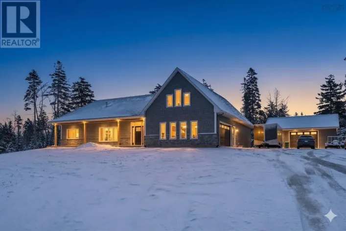 502 High Road, Fall River