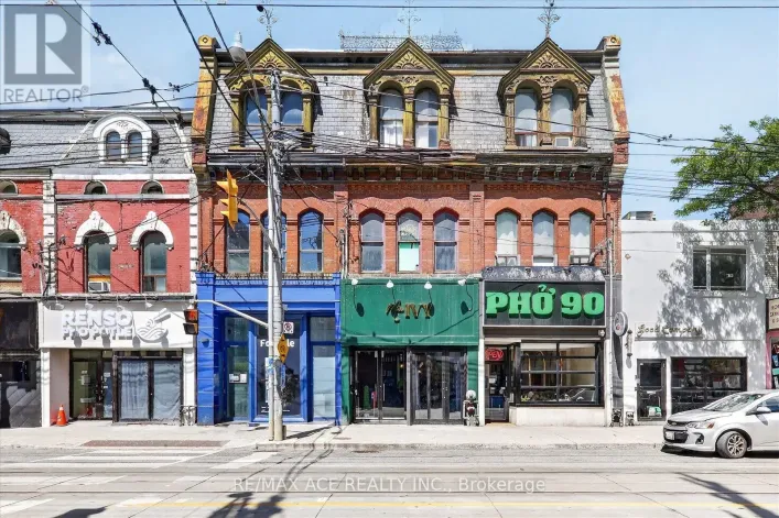 502 QUEEN STREET W, Toronto