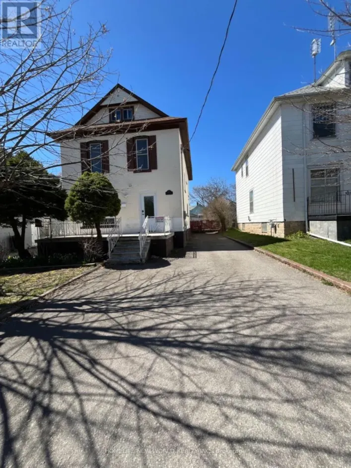 5021 SAINT CLAIR AVENUE, Niagara Falls