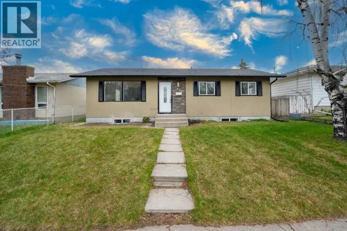 5023 Marlborough Drive NE, Calgary