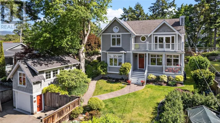 5026 Genoa Bay Rd, Duncan