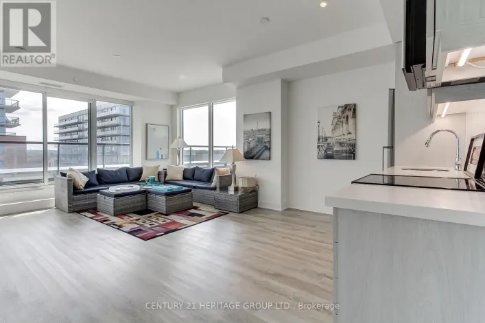 503 - 185 DEERFIELD ROAD, Newmarket