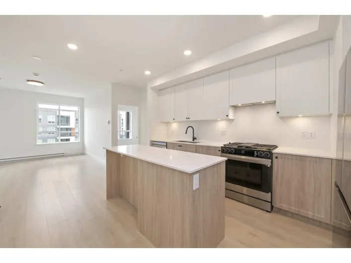 503 19953 76 AVENUE, Langley