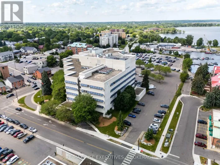 503 - 49 PLACE D' ARMES, Kingston