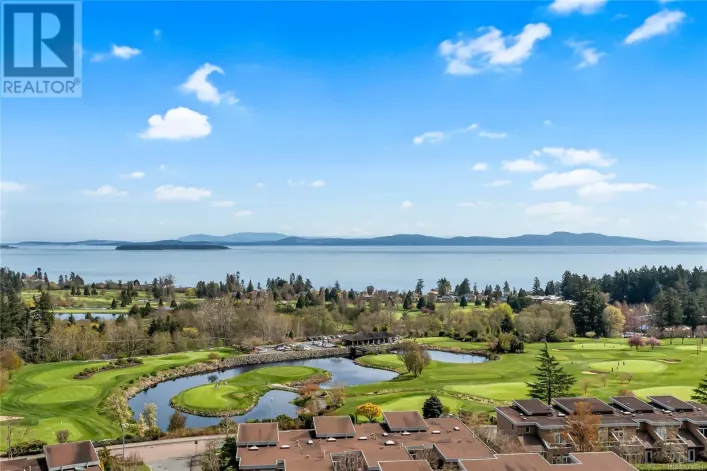 503 5388 Hill Rise Terr, Saanich