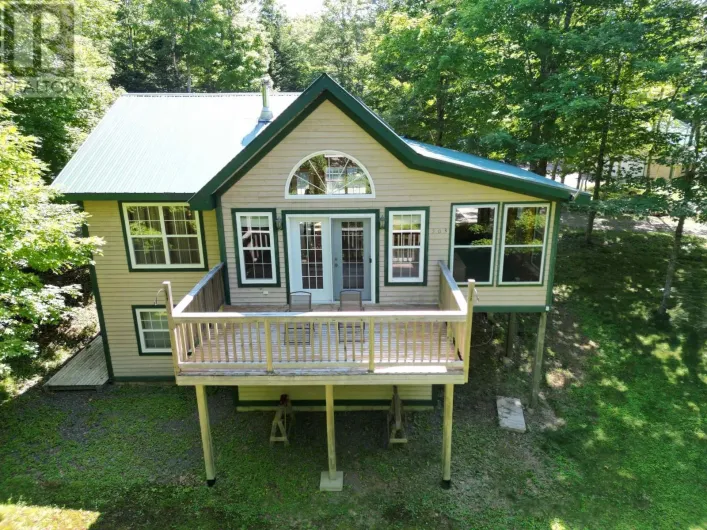 503 Hart Lake Road, Hart Lake