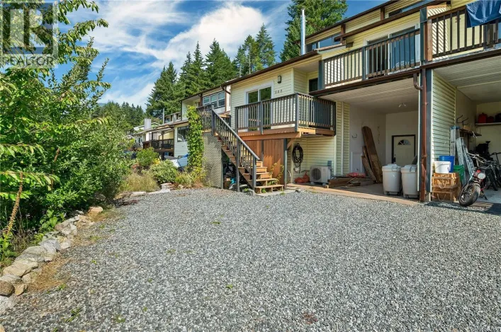 503 Nimpkish Dr, Gold River