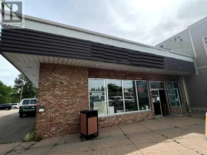 5031 50 Street, Sylvan Lake