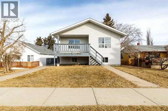 5032 47 Avenue, Sylvan Lake