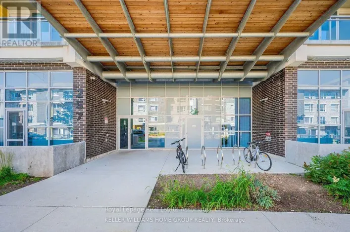 504 - 257 HEMLOCK STREET, Waterloo