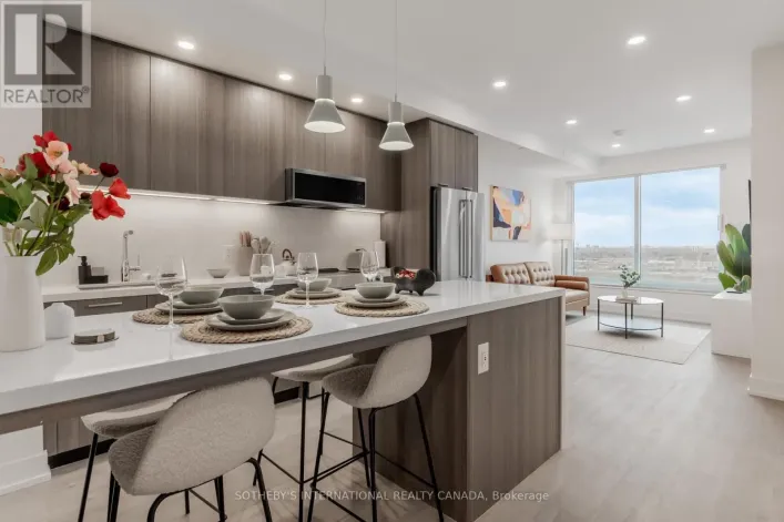 504 - 29 YORK GARDEN WAY, Toronto