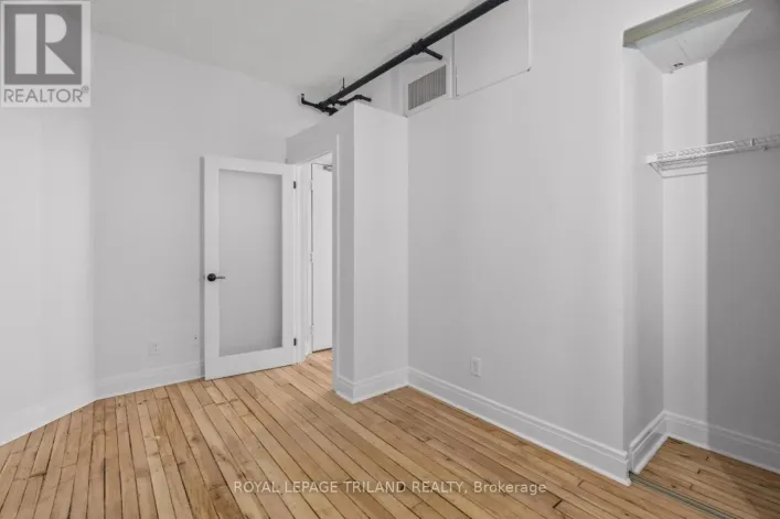 504 - 330 CLARENCE STREET, London East